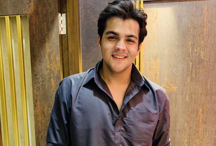 Ashish Chanchlani 14