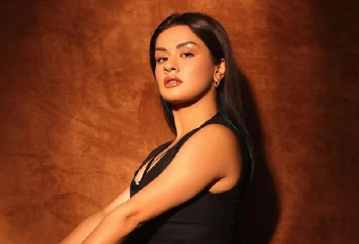 Avneet Kaur 5