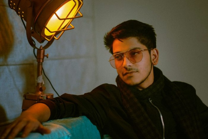 Purav Jhas Age and Birth Details