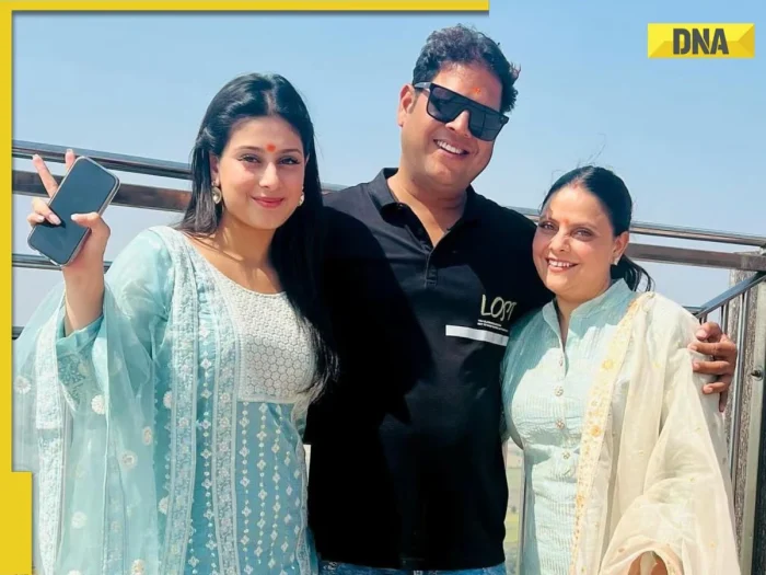 Isha Malviya Family e1745321045359