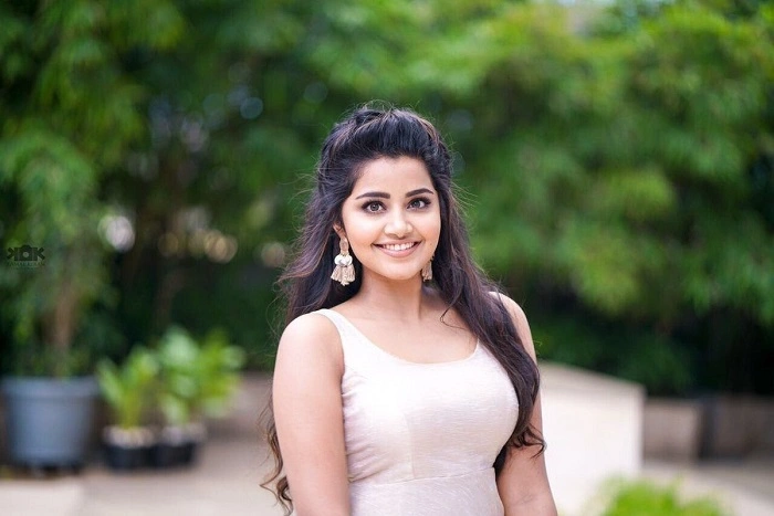 Anupama Parameswaran’s Height in Feet: What Fans Want to Know