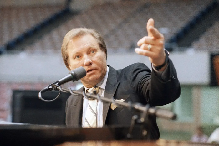 Jimmy Swaggart Lifestyle and Daily Routine