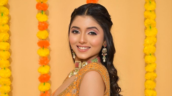 Khushi Mali Education and Personal Development