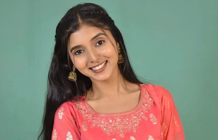 Khushi Mali Personal Life and Privacy