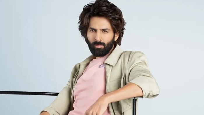 Kartik Aaryan Early Life